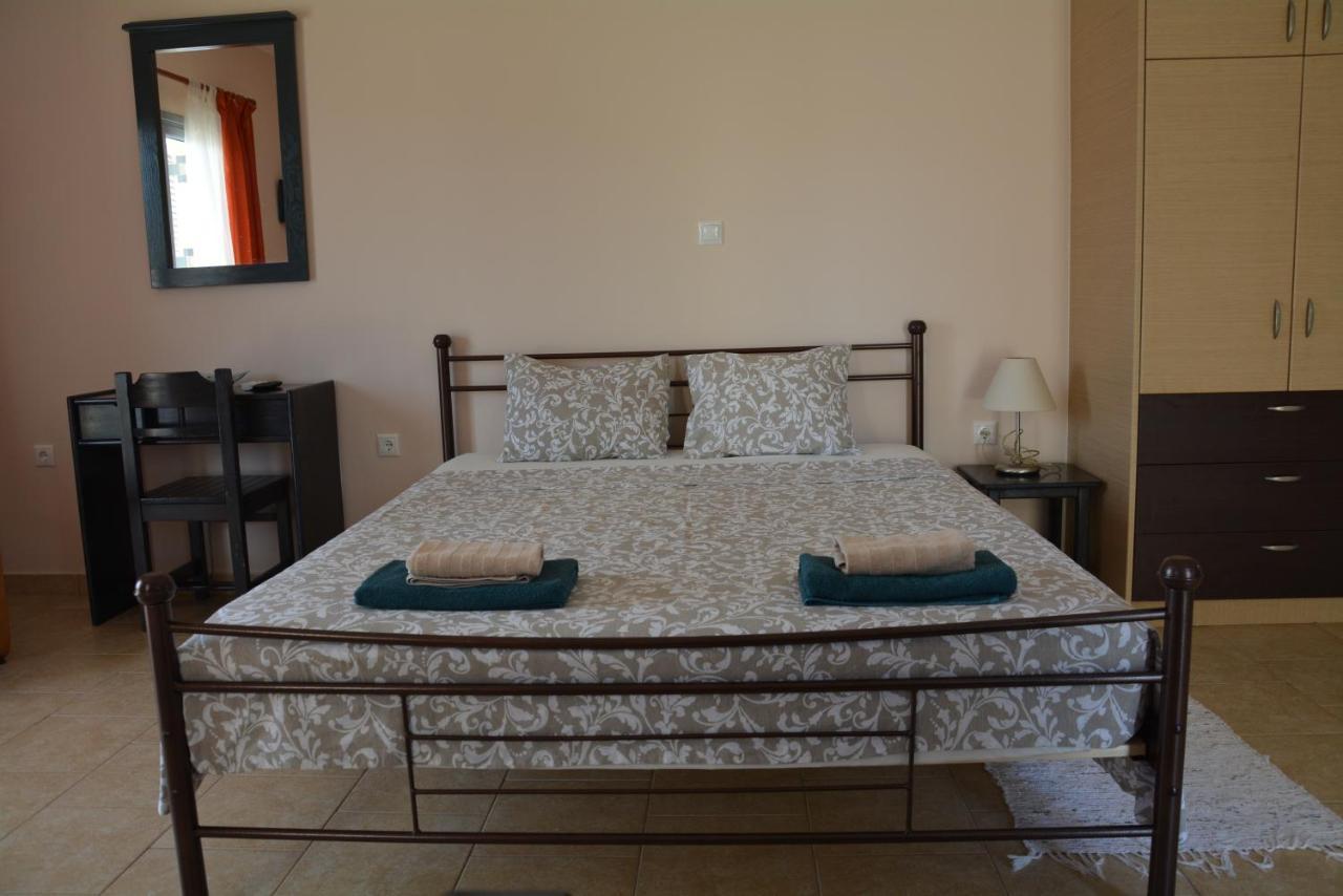 Lotus Sea View Studio Apartment 2 Lixouri Ngoại thất bức ảnh
